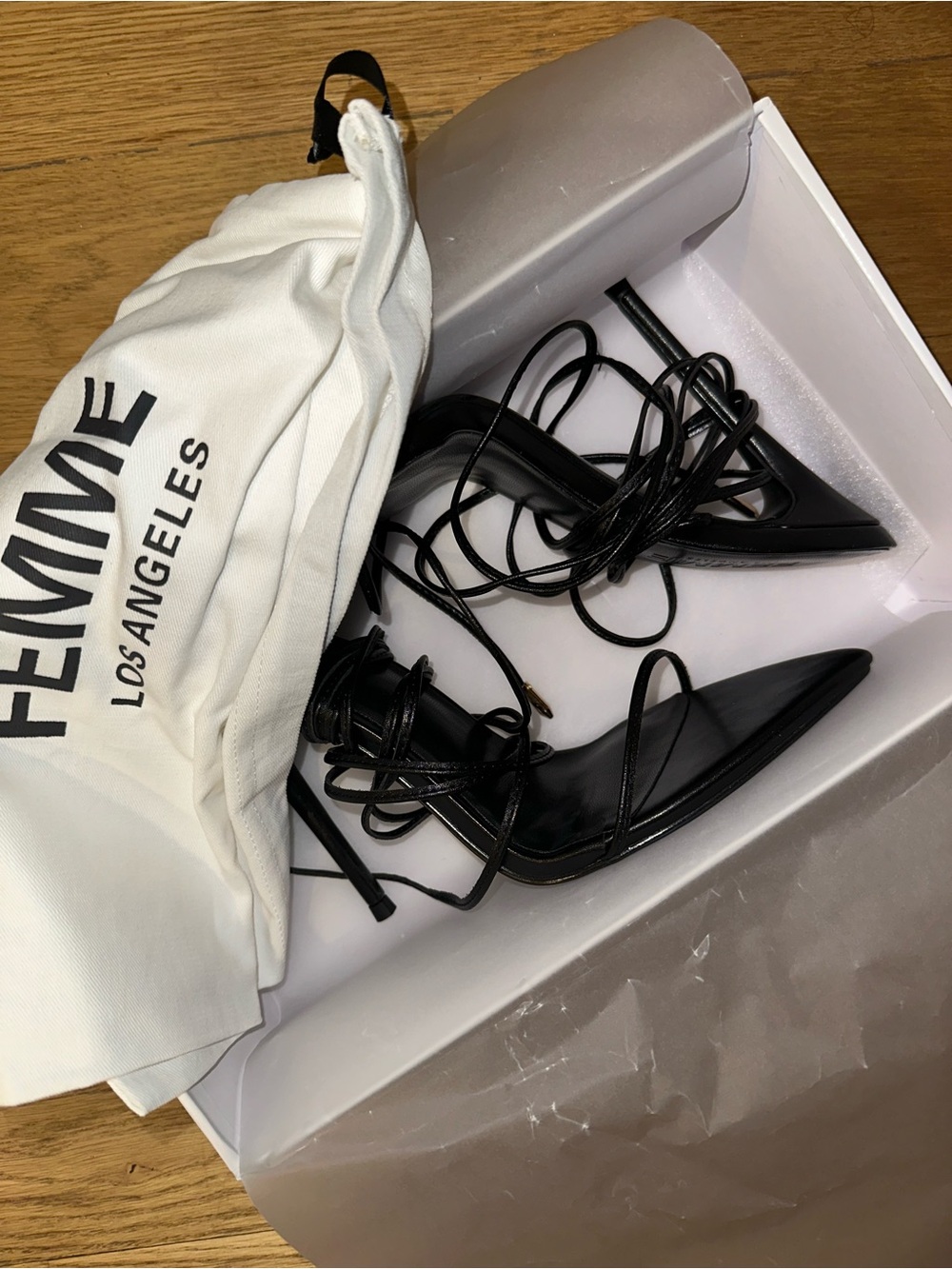 Femme Los Angeles Black Luce Minimale Heels